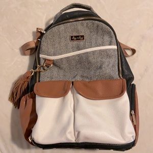 Itzy Ritzy Boss Backpack Diaper bag - Coffee&Cream Color